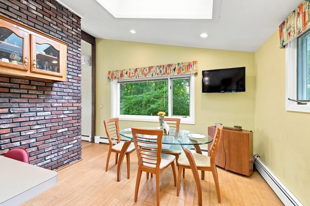 Photo of 79 Pond Cir