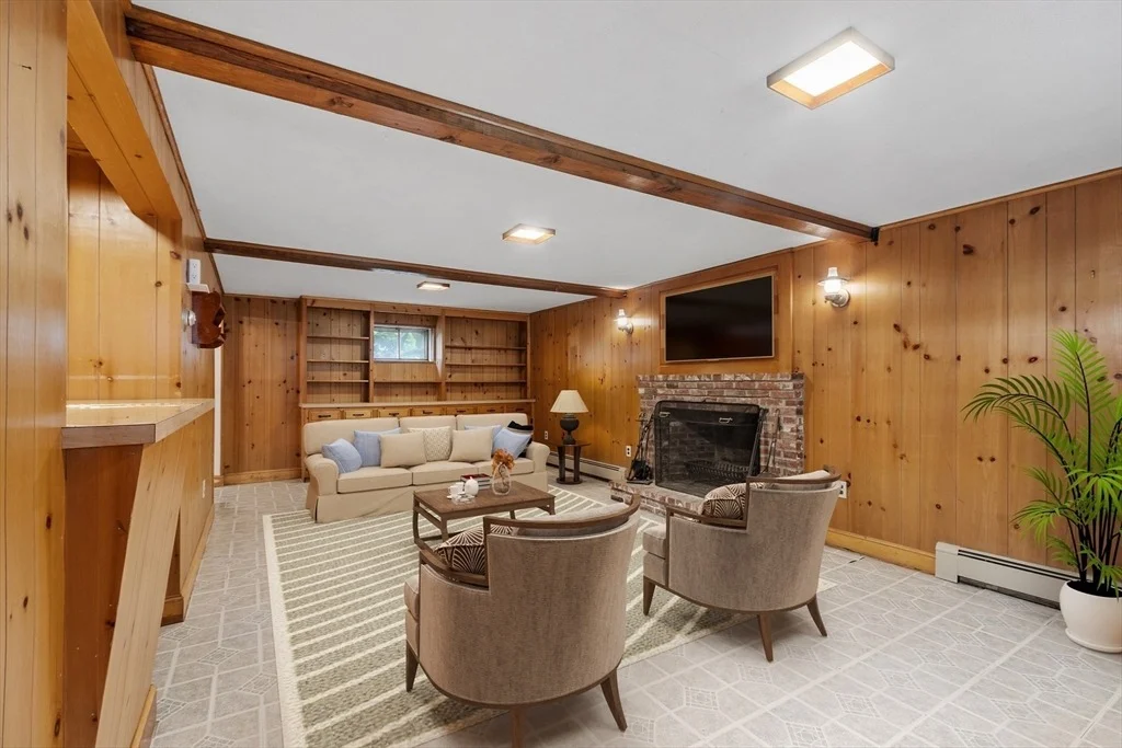 Photo of 60 Morrison Rd. West