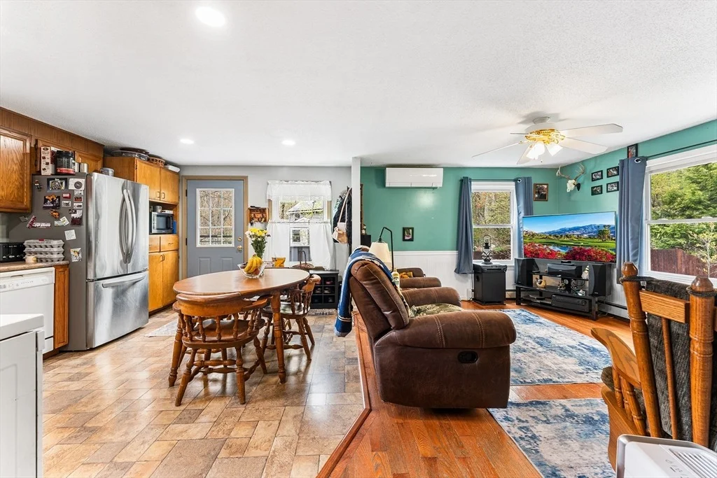 Photo of 95 Willis Rd