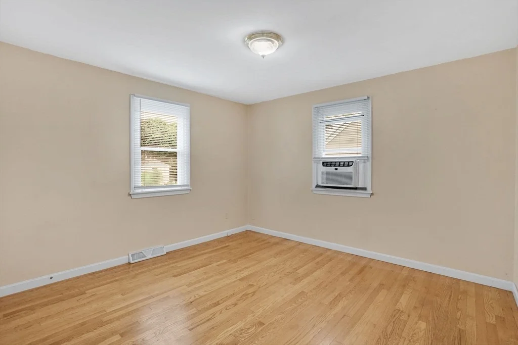 Photo of 213 Clover Rd