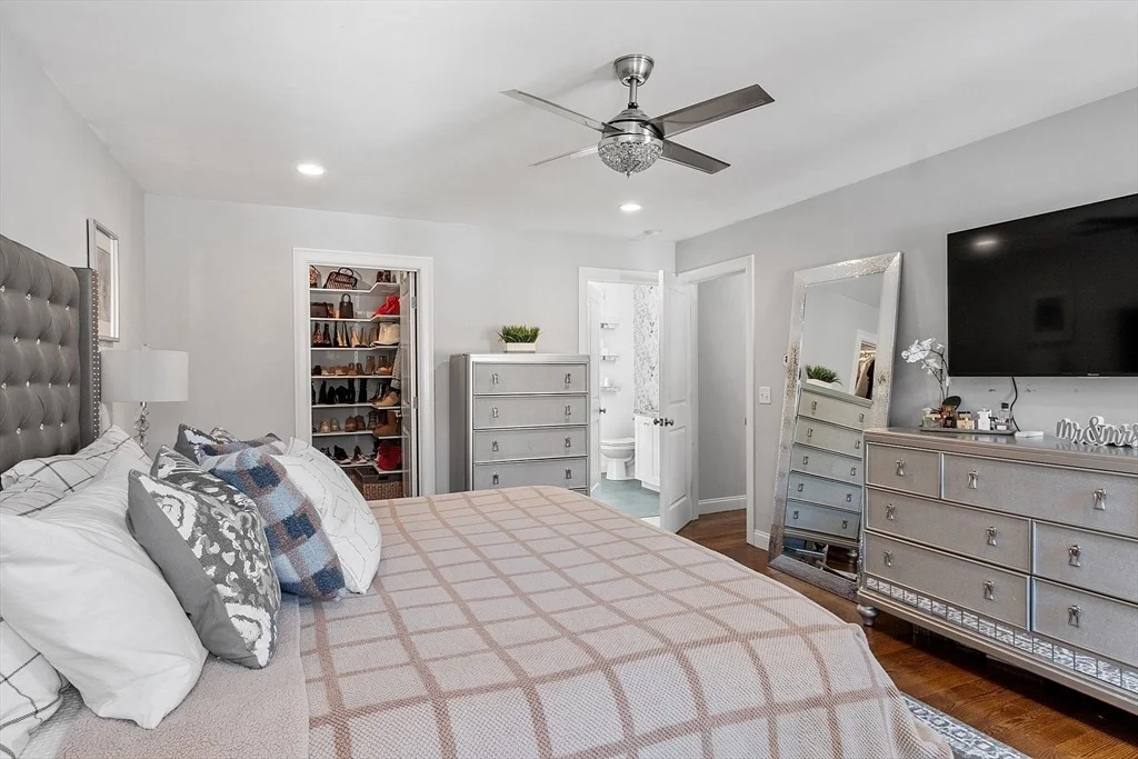 Photo of 75 Chestnut St