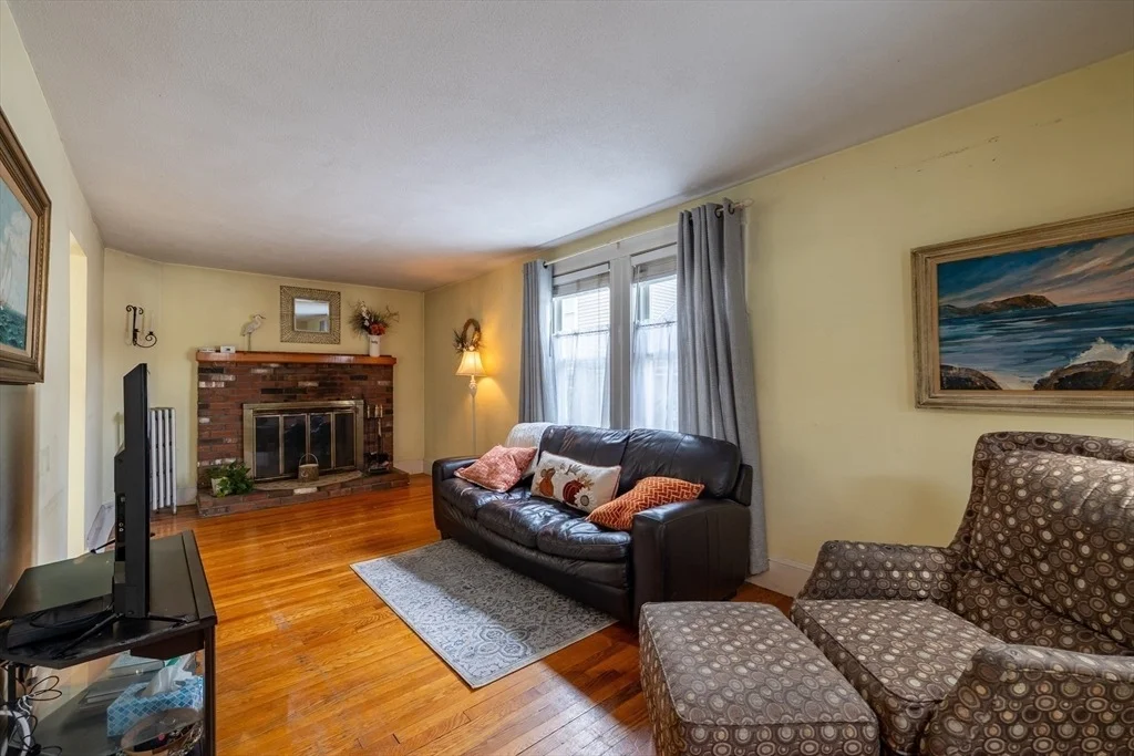 Photo of 312 Shaw St
