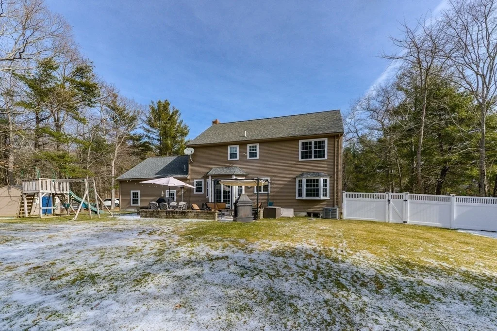Photo of 19 N White Pine Ln