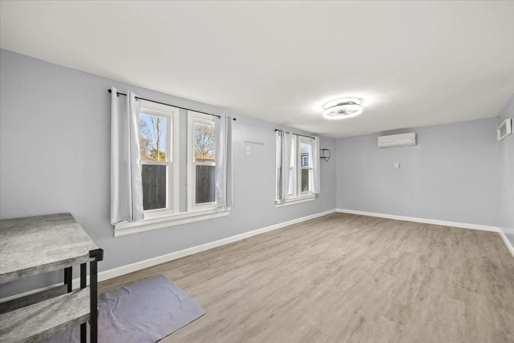 Photo of 24 Harvard St