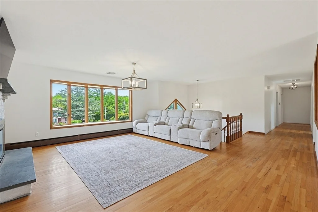 Photo of 7 Diane Way