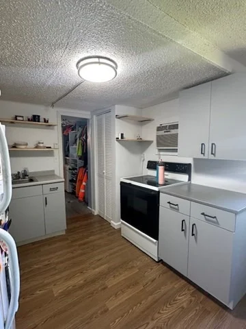 Photo of 54 Pioneer Way