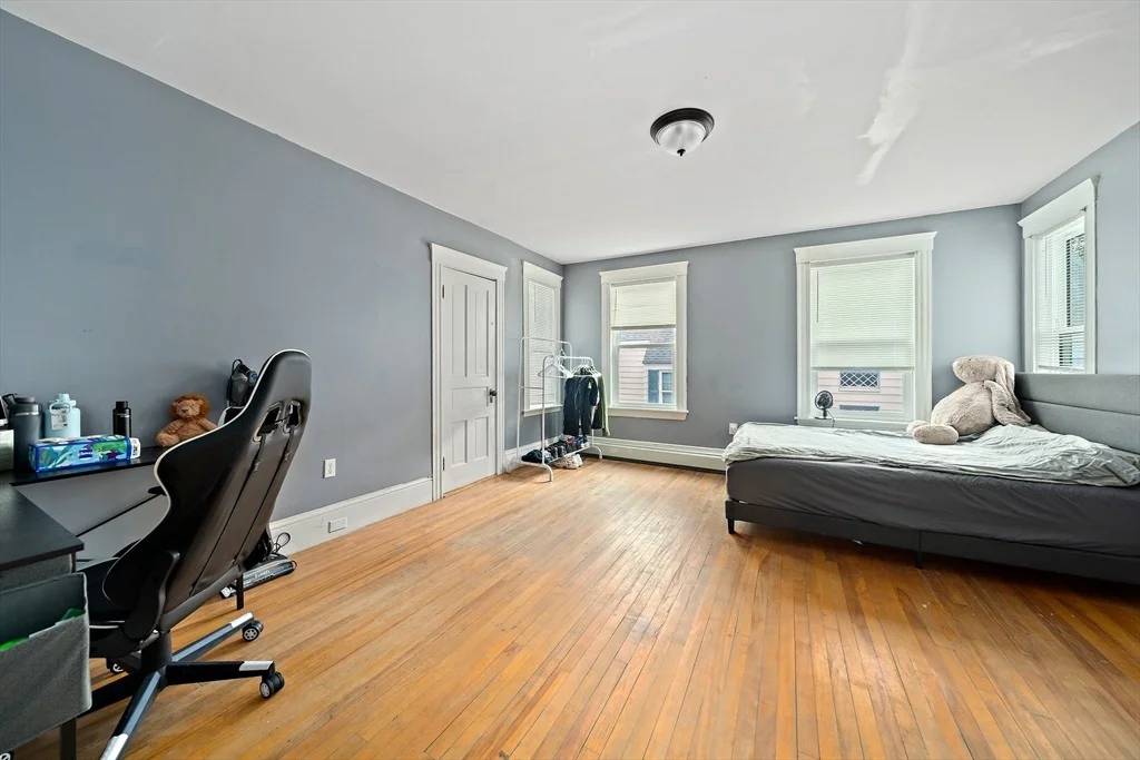 Photo of 10 Trowbridge Rd