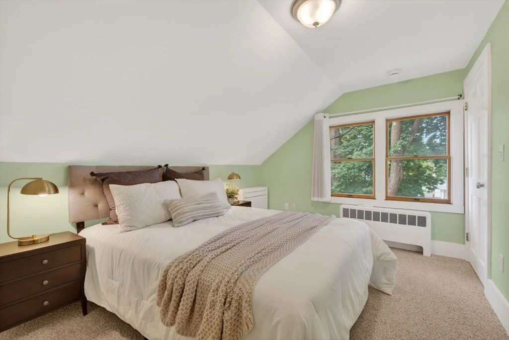 Photo of 4 Irving St