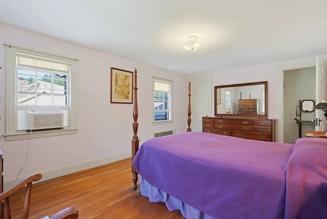 Photo of 24 Stark Rd