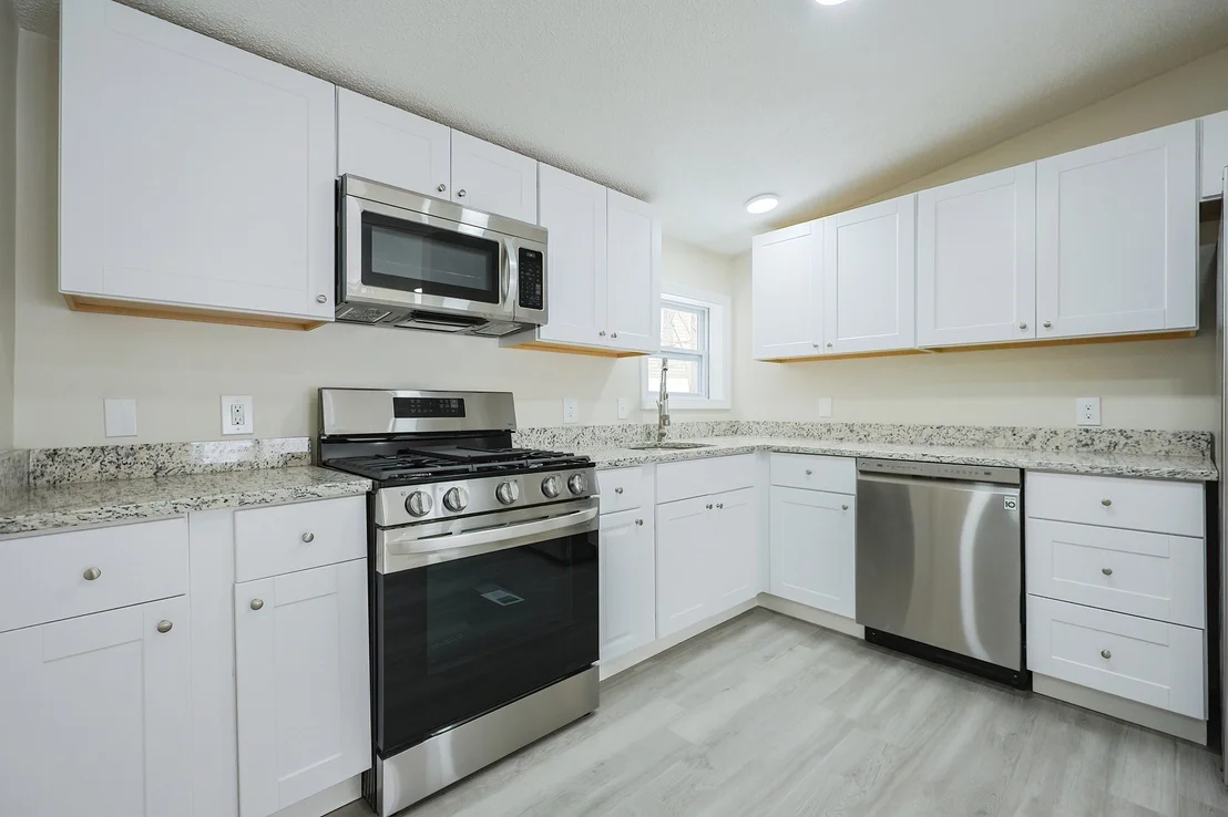 Photo of 9 Emerald Dr