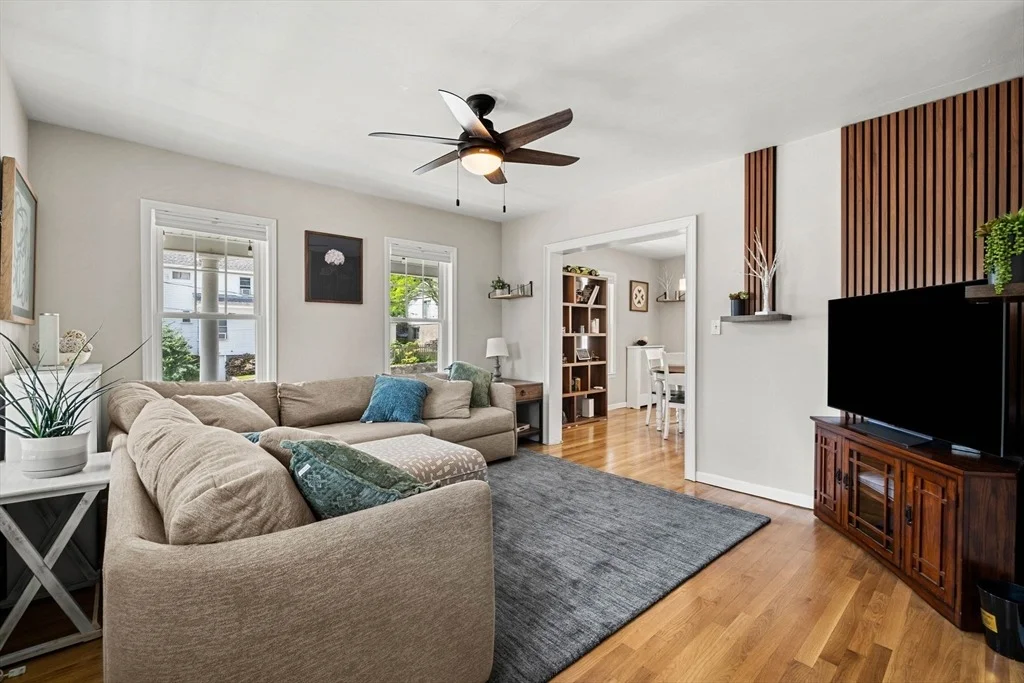 Photo of 90 Forest St