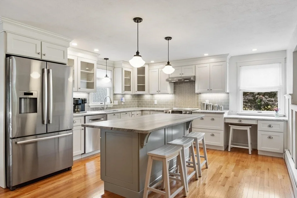 Photo of 10 East Road