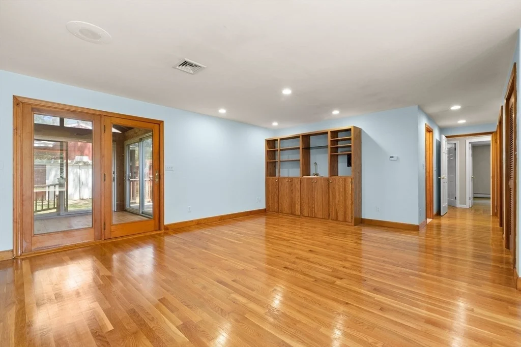 Photo of 118 Echo Cove Road