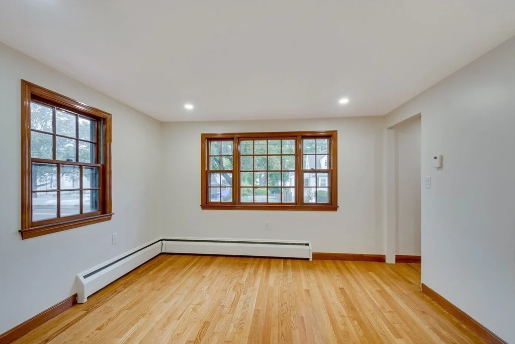 Photo of 223 Washington St