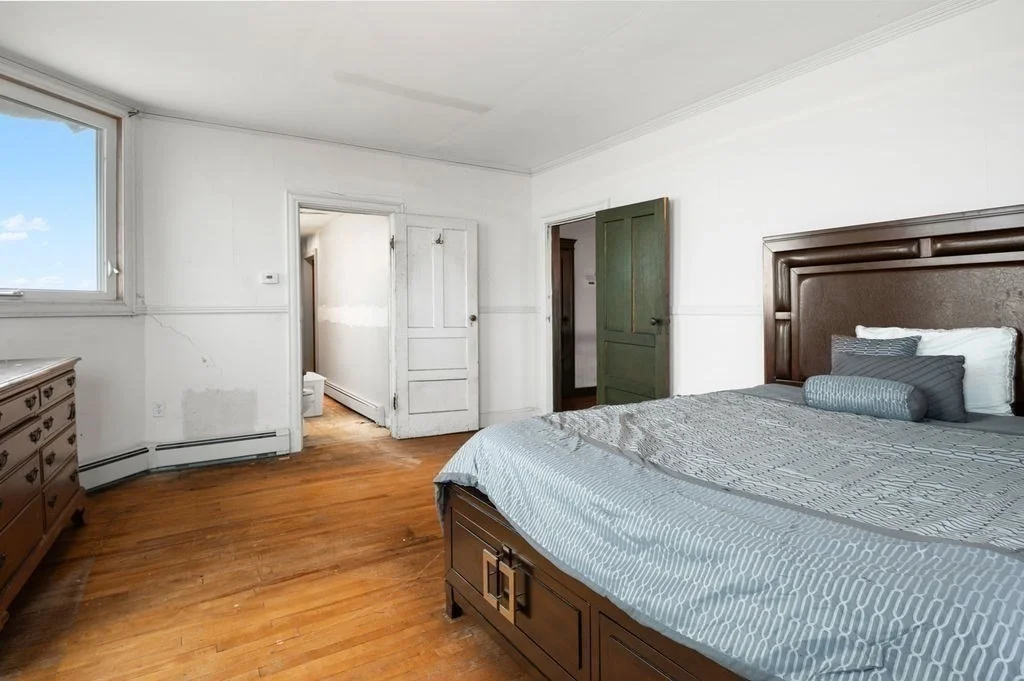 Photo of 154 North End Boulevard