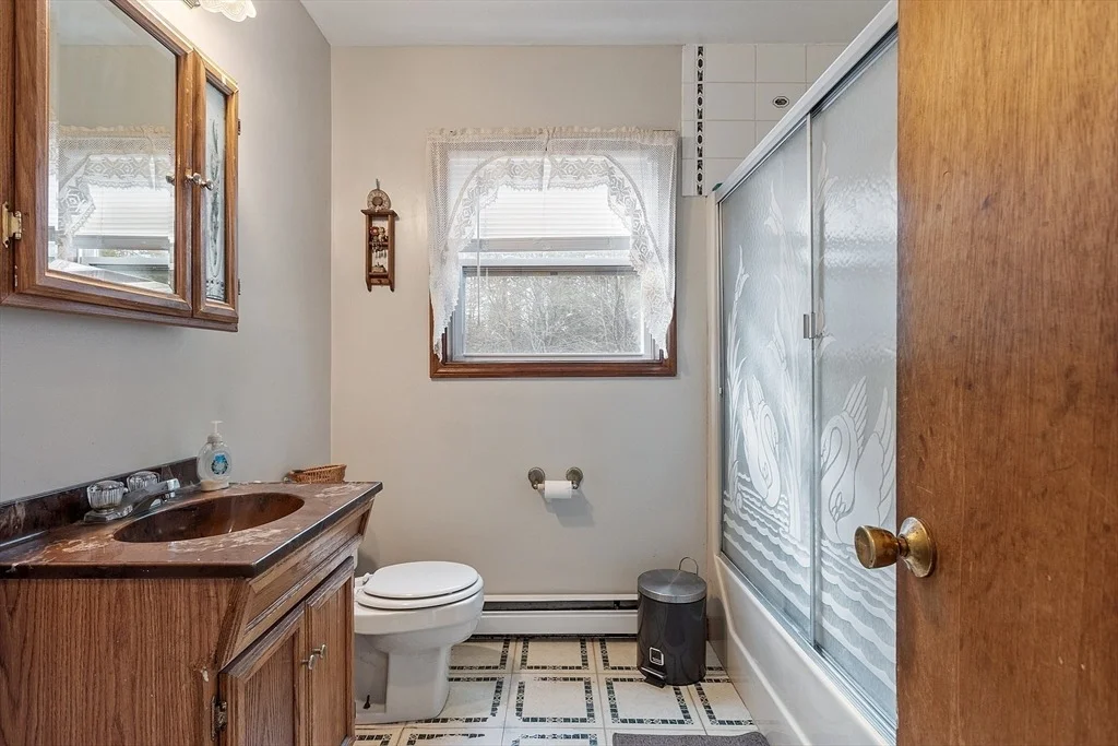 Photo of 321 Doe Valley Rd