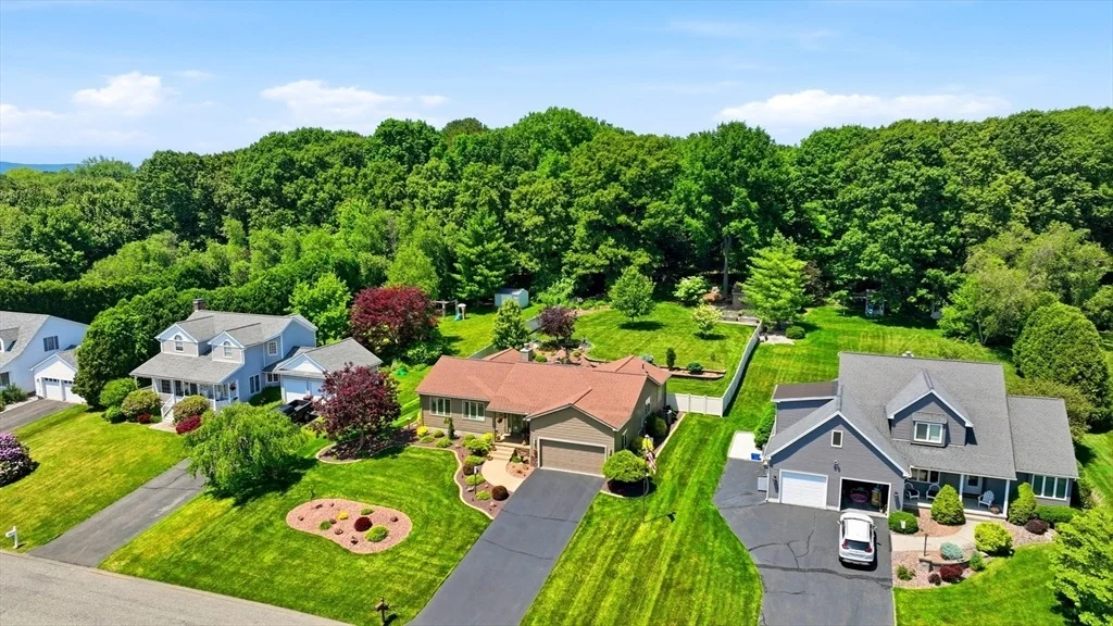 Photo of 57 Valley View Dr