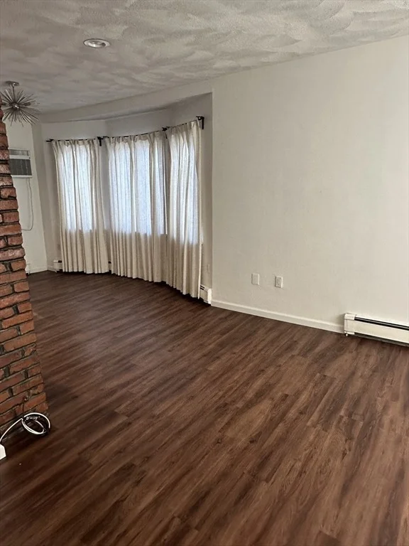 Photo of 165 Springvale Avenue