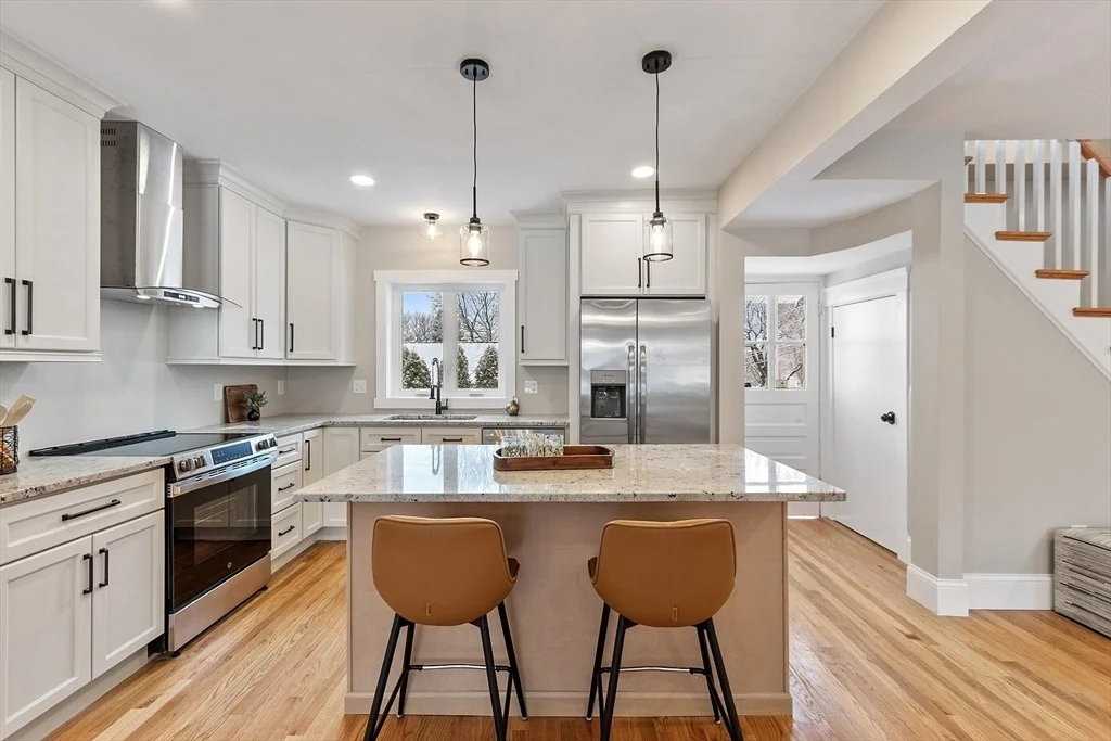 Photo of 130 Beverly Rd