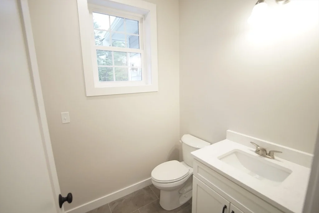 Photo of 140 Tispaquin St
