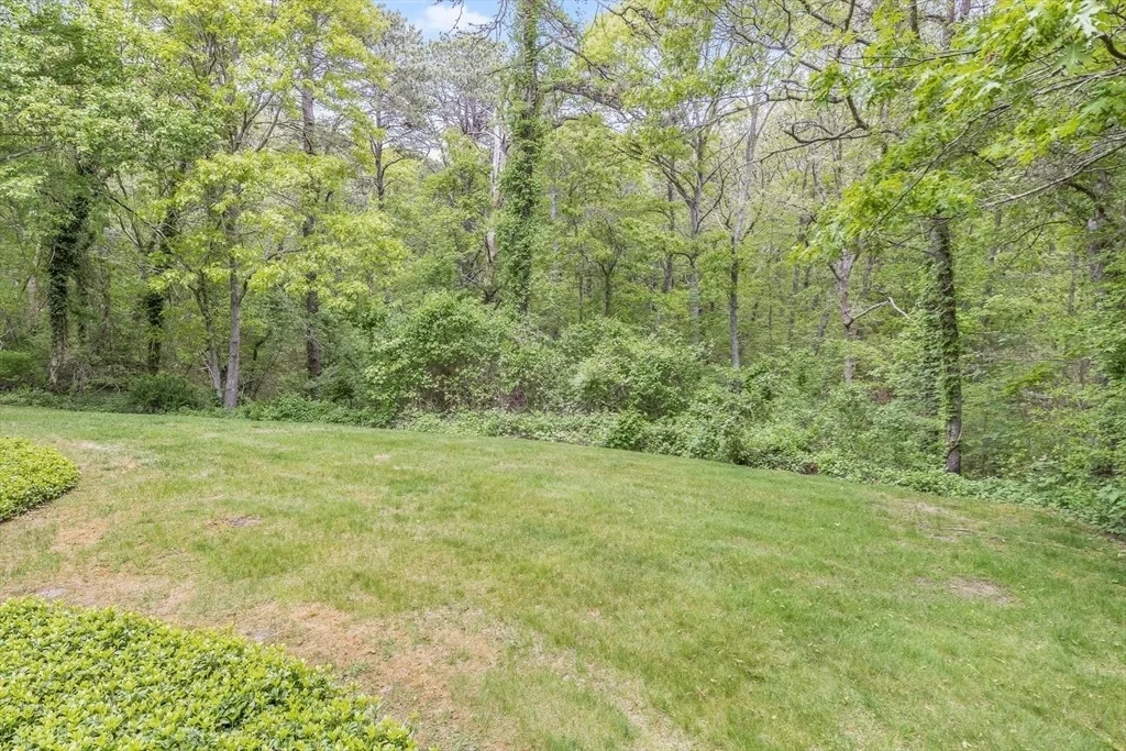 Photo of 20 Crestview Circle