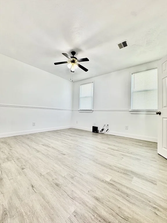 Photo of 109 Forest Rd
