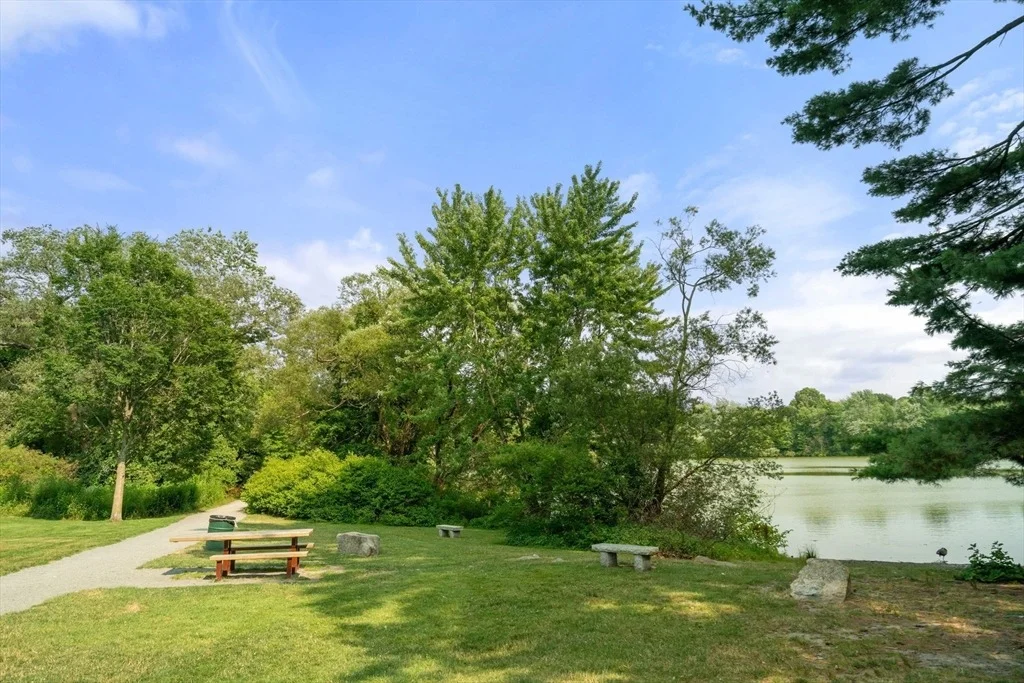 Photo of 40 Cape Cod Ln