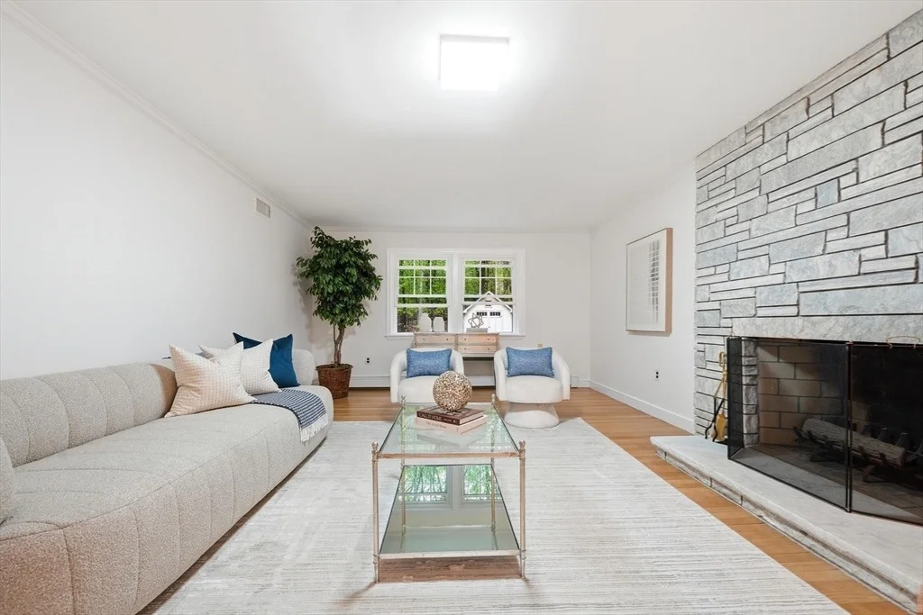 Photo of 29 Dewey Rd
