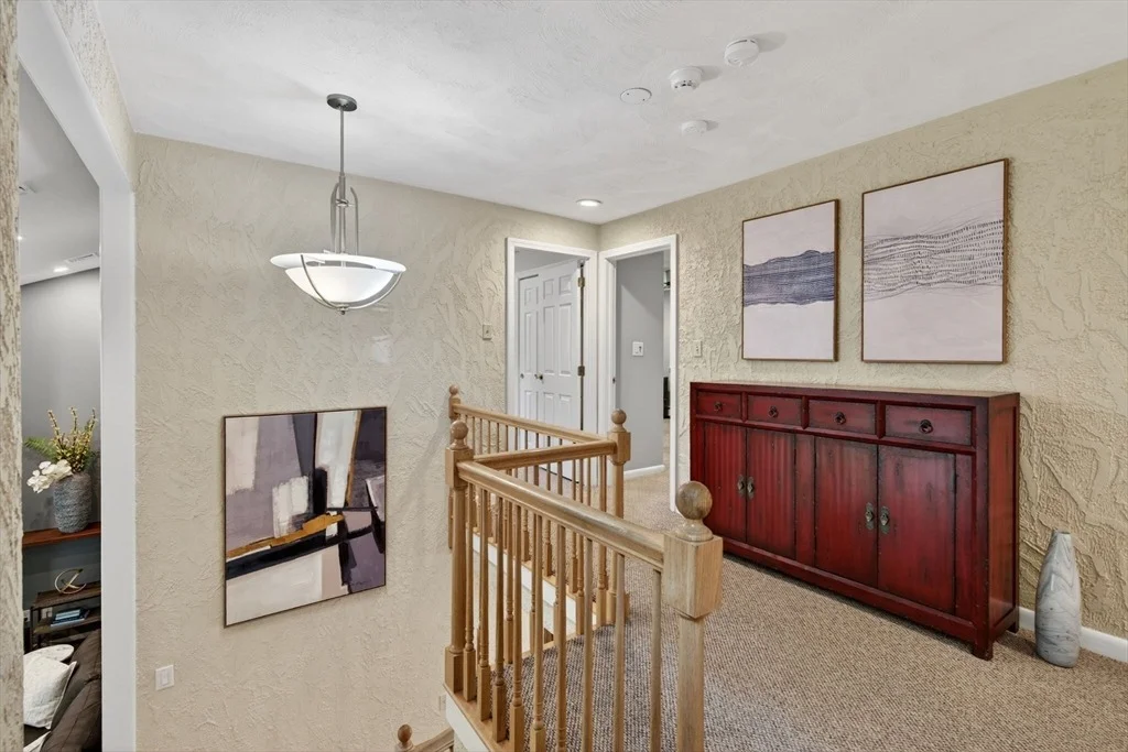 Photo of 28 Algonquin Ave