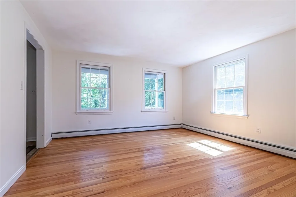 Photo of 21 Wentworth Dr
