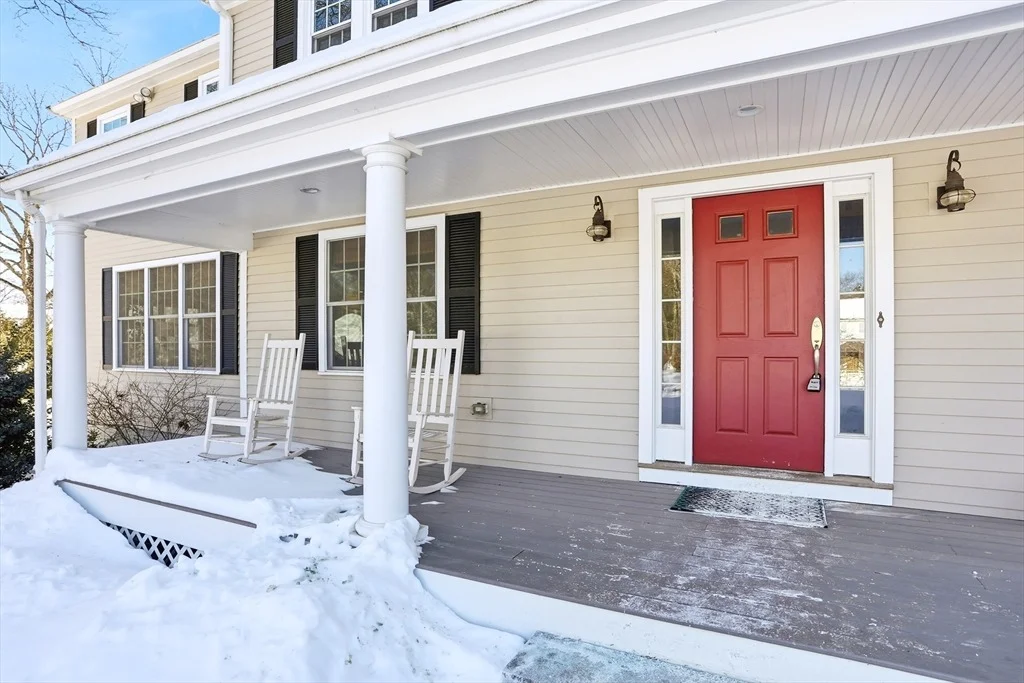 Photo of 245 Oak Hill Circle