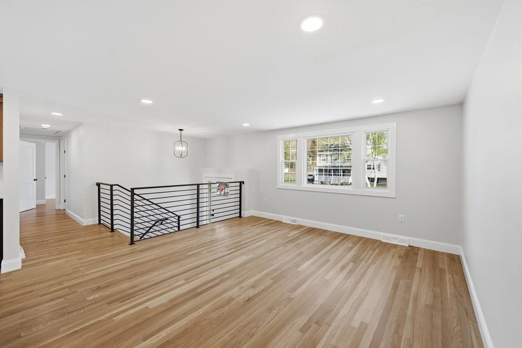 Photo of 44 Wildbrook Road