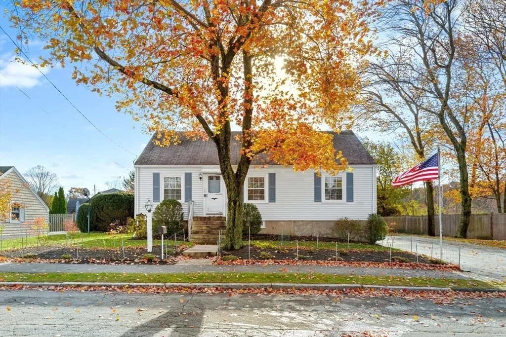 Photo of 10 Wolcott St