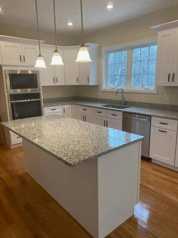 Photo of 295 Crownshield Ave