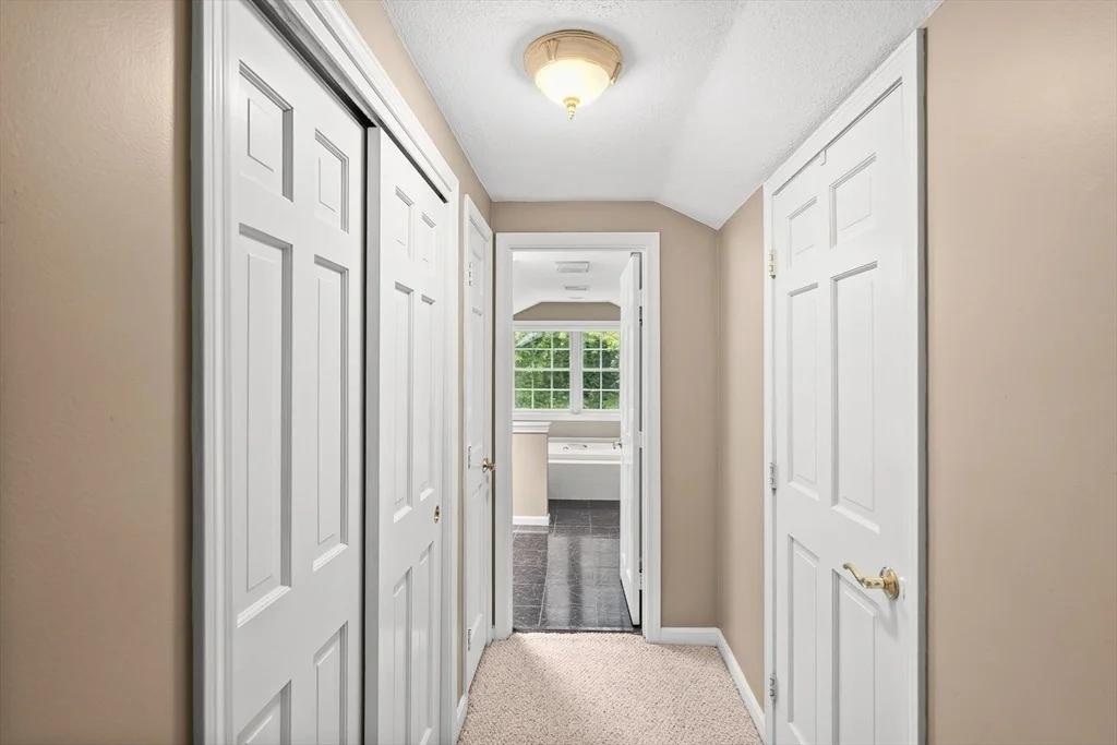 Photo of 9 Hammersmith Dr