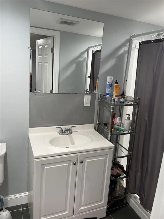 Photo of 12 Heritage Ln