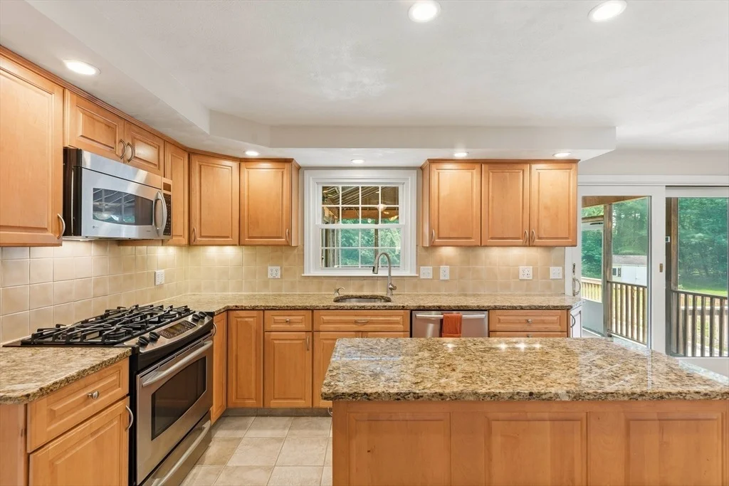 Photo of 10 Strawstone Ln