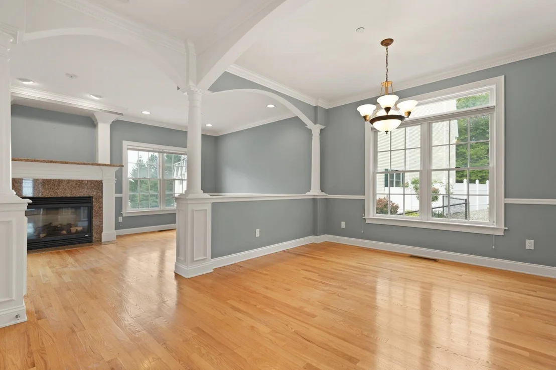 Photo of Unit 8 at 8 Dansreau Place