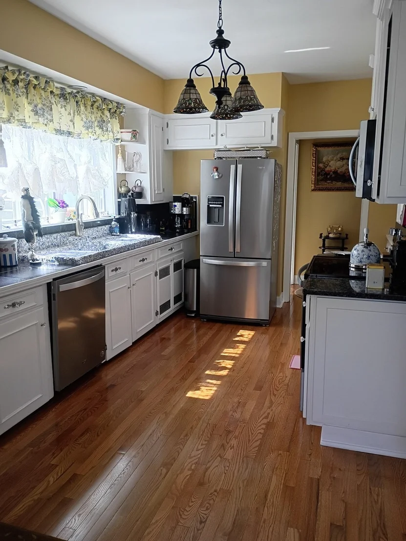 Photo of 333 Langley St.