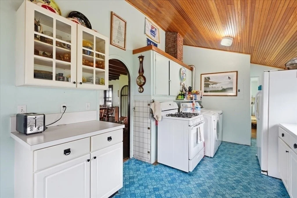 Photo of 66 Cadish Ave
