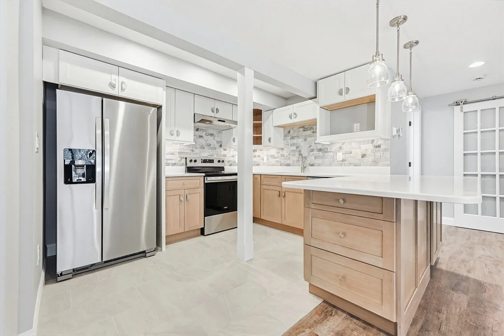 Photo of 2 Fieldstone Dr