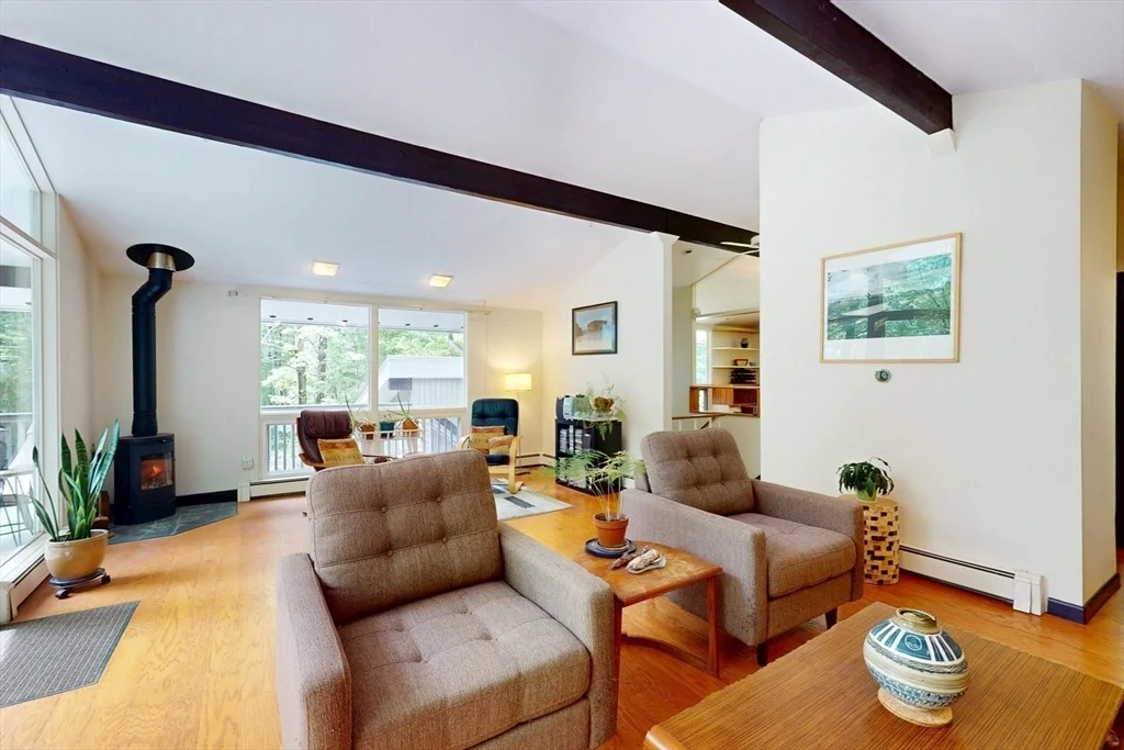 Photo of 8 Teawaddle Hill Rd