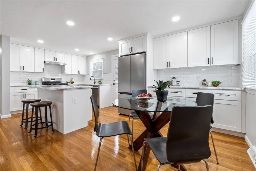 Photo of 48 Cook Ln