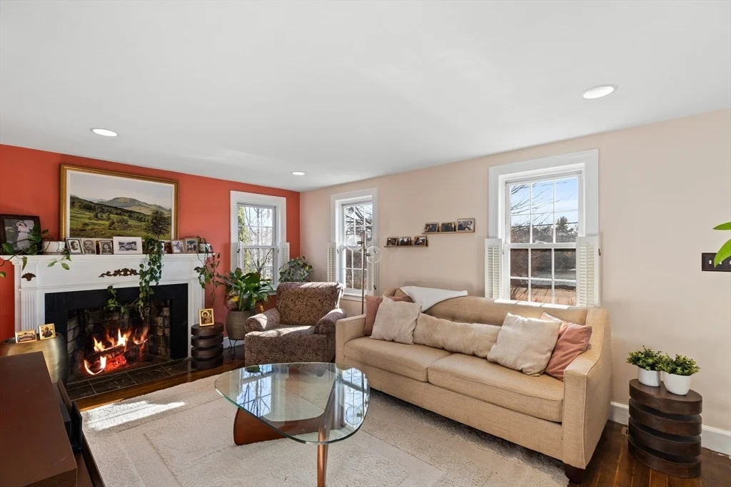 Photo of 27 Broad Cove Rd