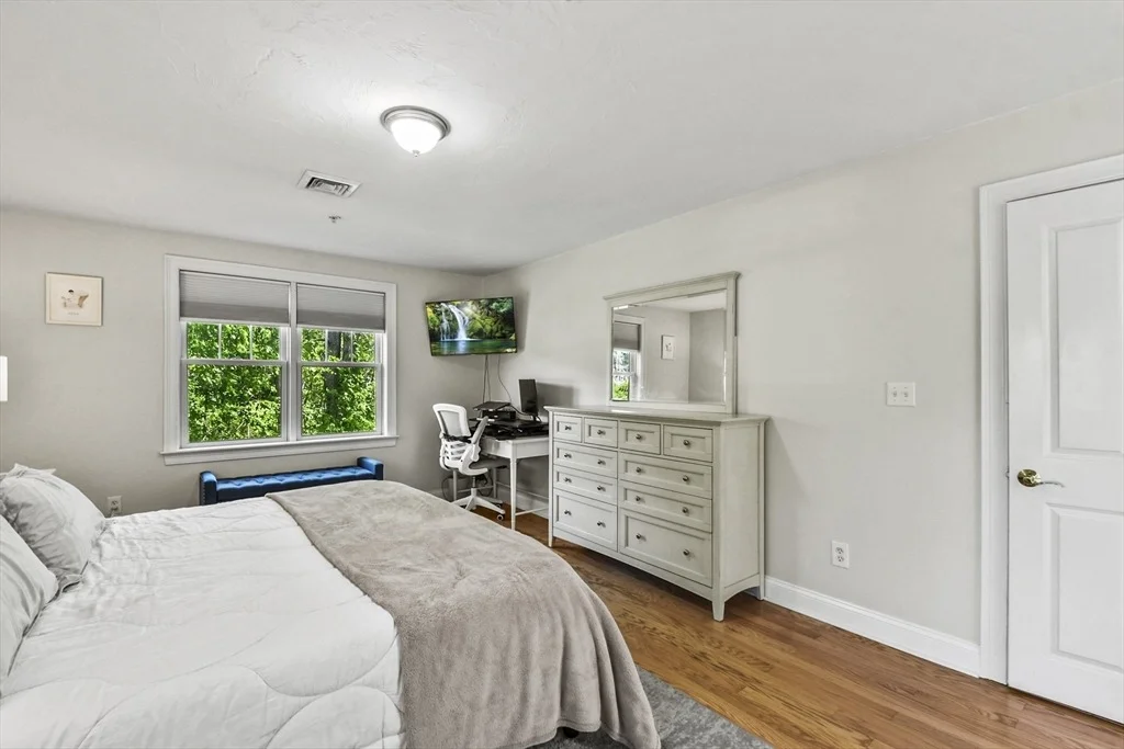 Photo of Unit C at 29 Maple Street