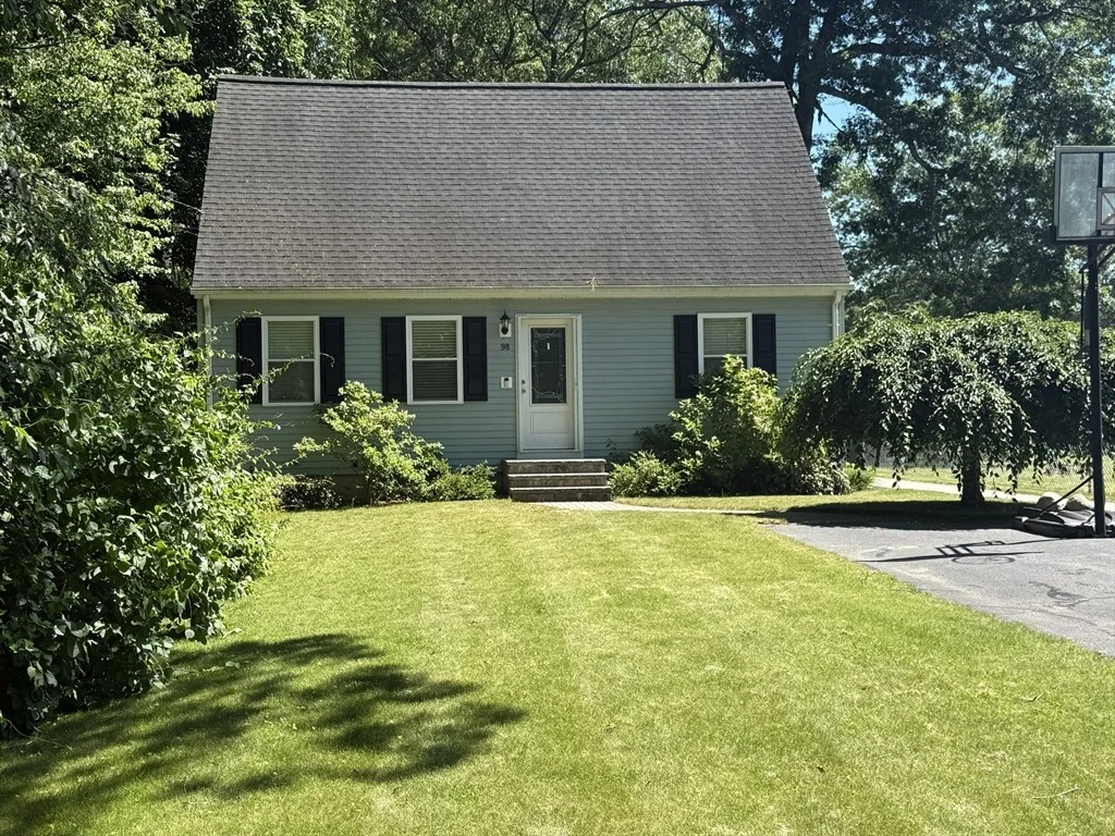 Photo of 98 Indian Run Rd