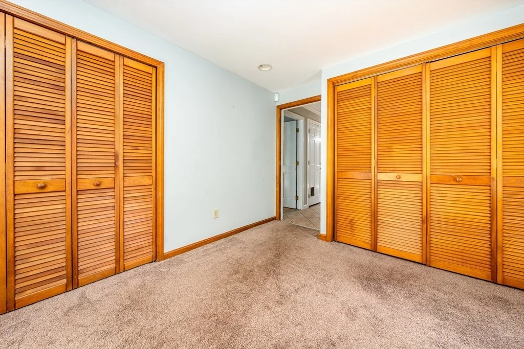 Photo of 1529 Race Ln