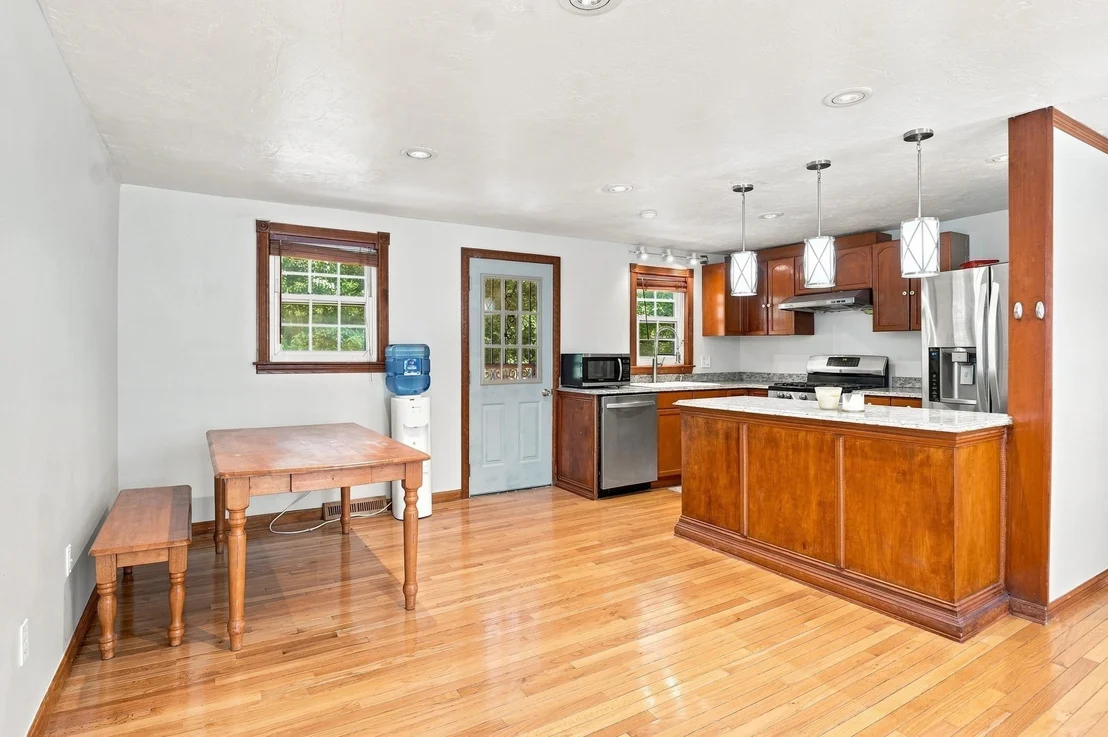 Photo of 30 Parsons Hill Dr