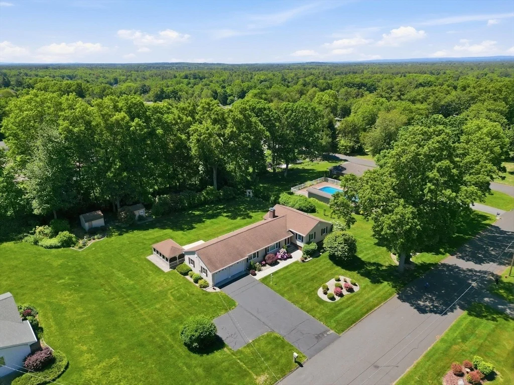 Photo of 3 Beechwood Dr