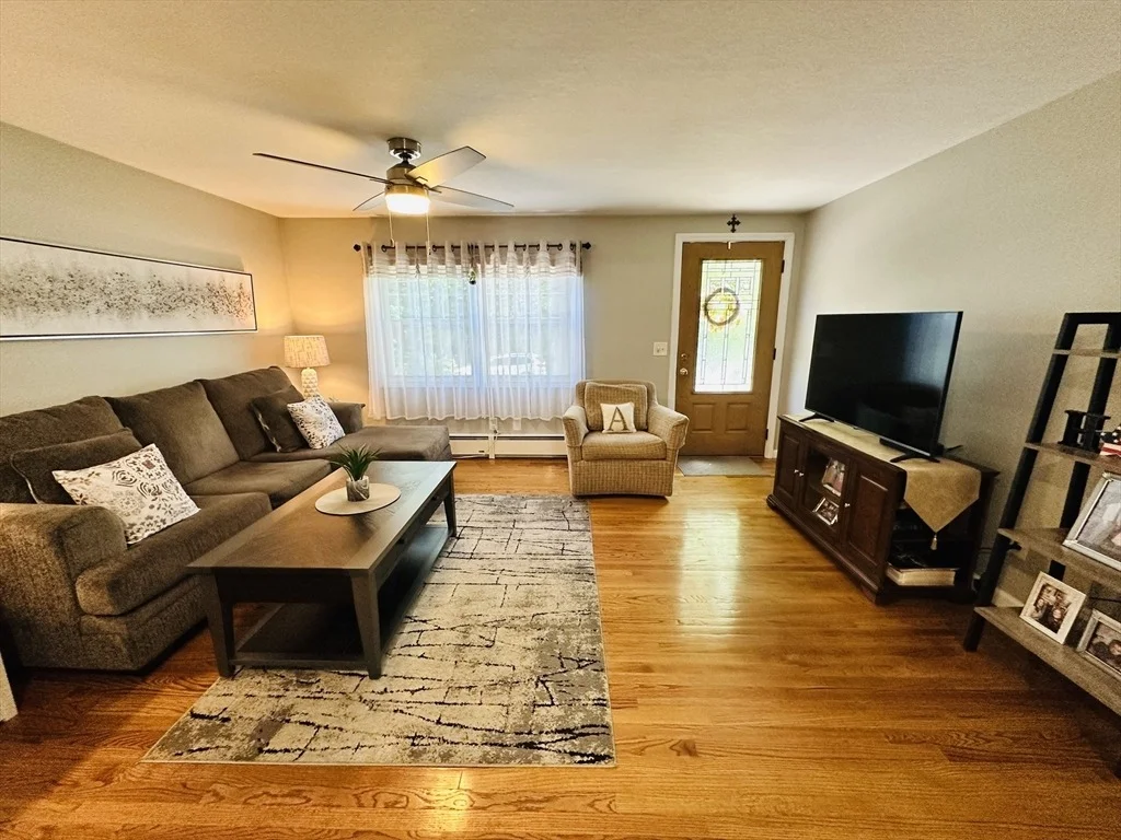 Photo of 170 Treetop Ave